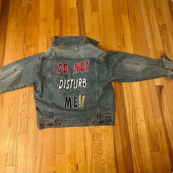VINTAGE JEAN JACKET "DO NOT DISTURB"! - Picture 1 of 5